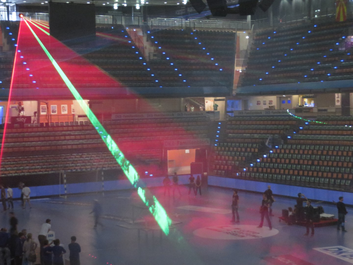 Lasershow zum Final Four Handball Füchse 2016